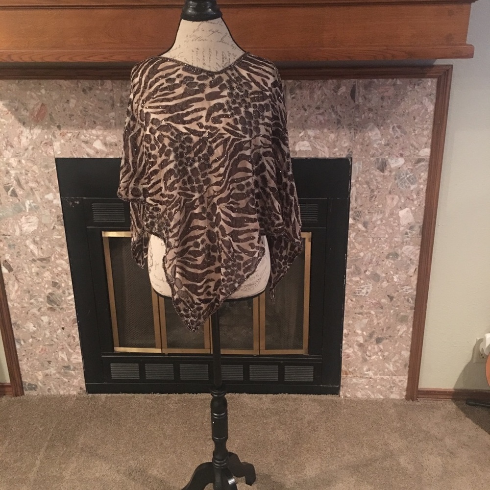 Giraffe Print Blouse/ Shaw